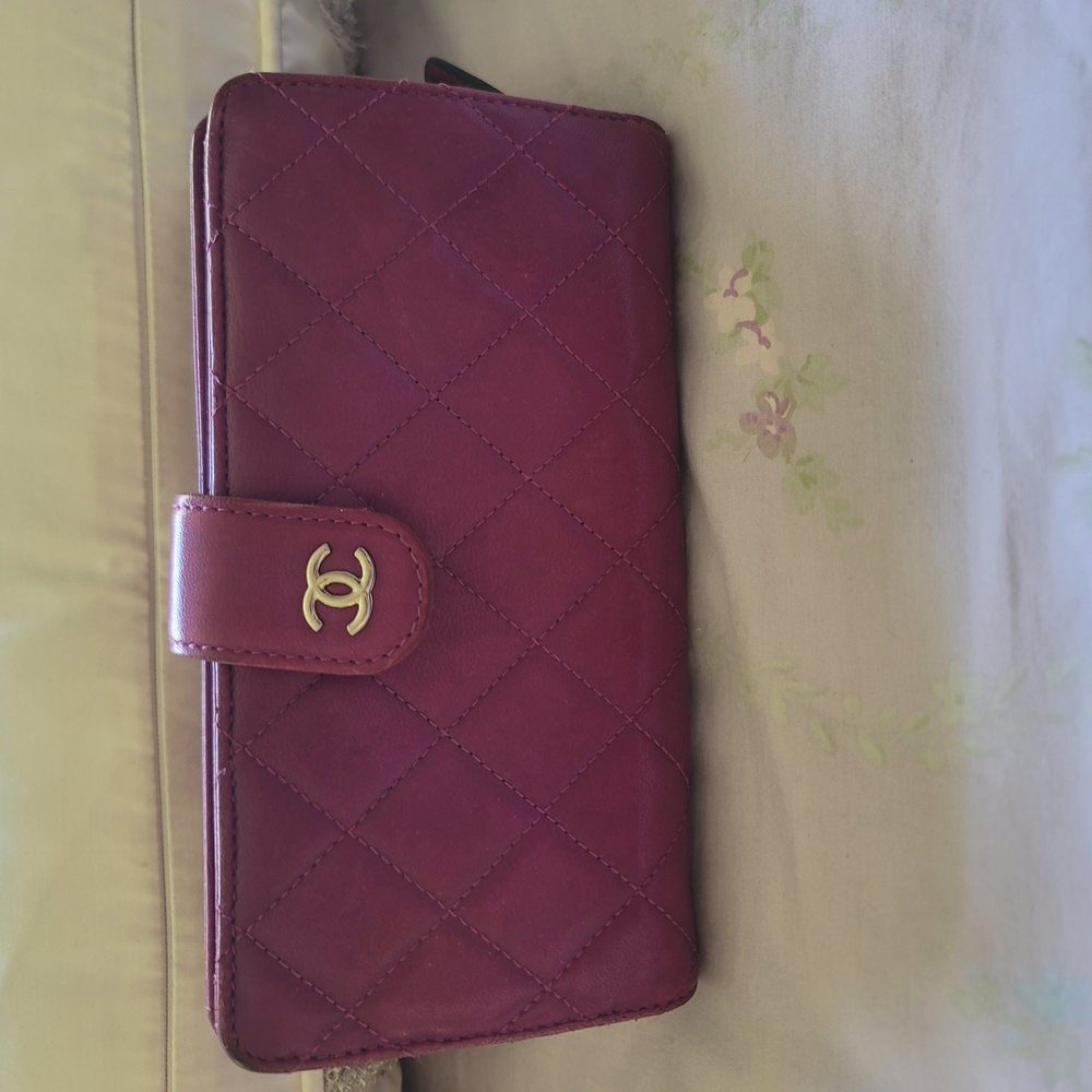 Chanel  VINTAGE Purple Quilted Wallet